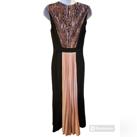 JS Collections Lace & Pleat Panel Crepe Black Pink Gown Dress Size 4 - Picture 4 of 5